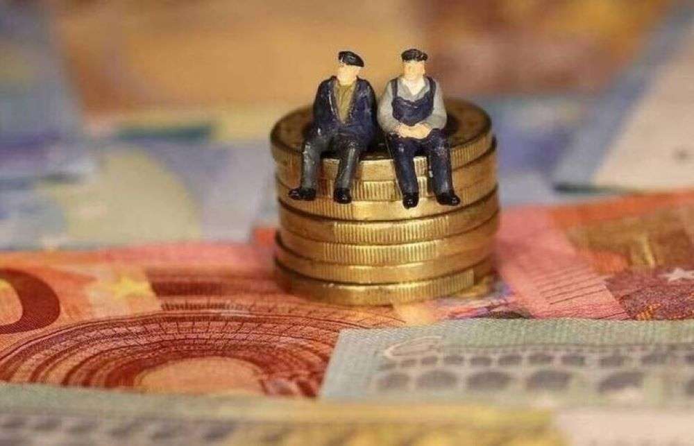Συντάξεις Φεβρουαρίου 2025: Αντίστροφη μέτρηση για τις πληρωμές