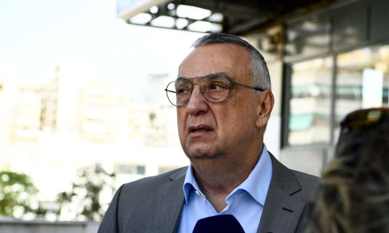Σε κρίσιμη κατάσταση ο ψυχίατρος Δημήτρης Σούρας – Μάχη για να κρατηθεί στη ζωή