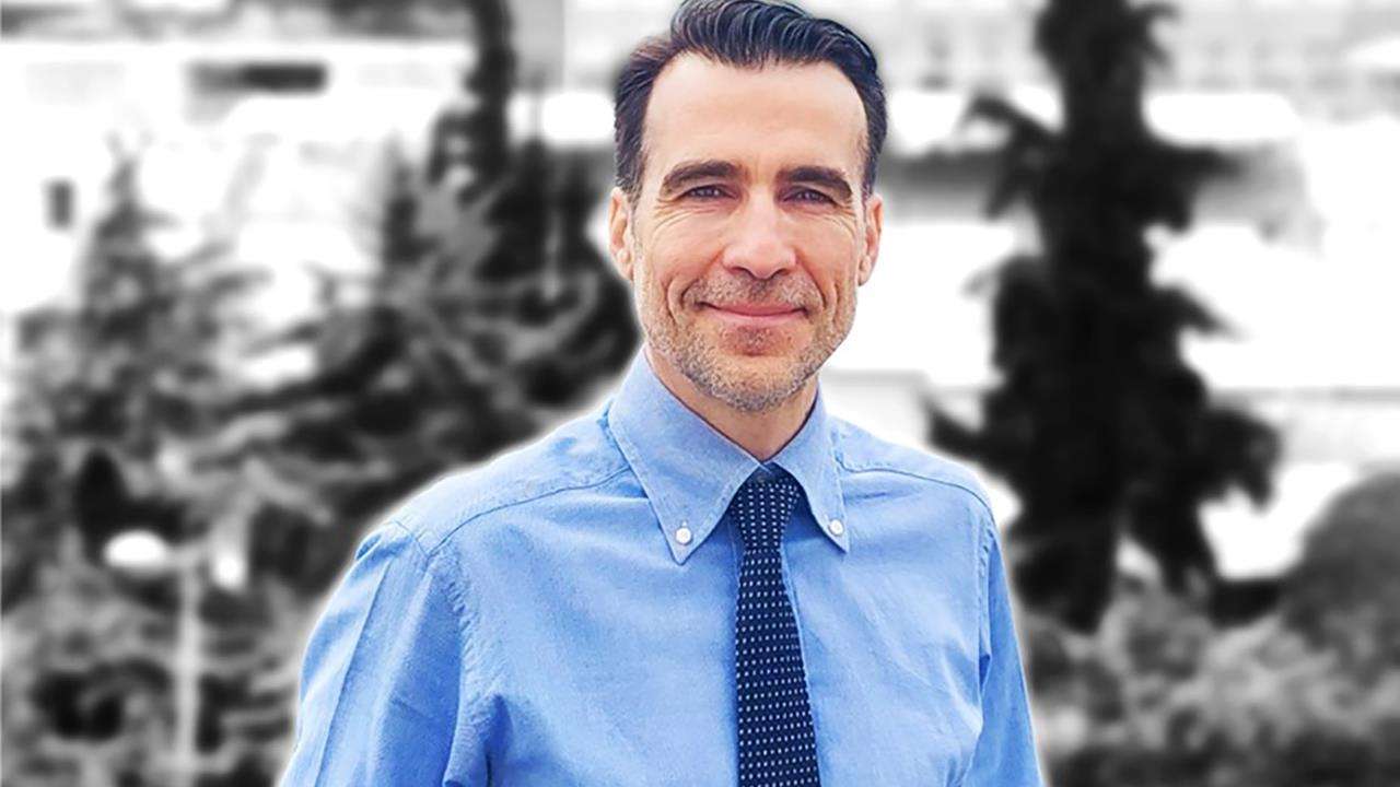 Χουρδάκης: Ενδιαφέρεται για το κόμμα Κασσελάκη και το ΠΑΣΟΚ