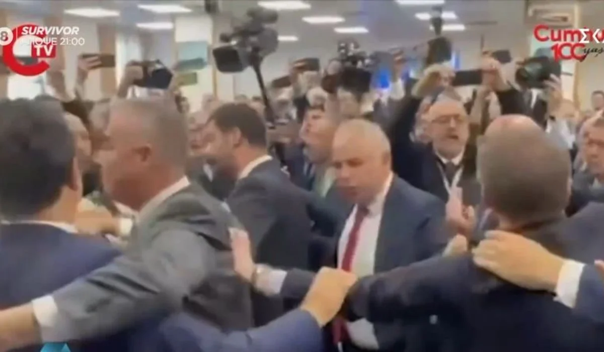 Τουρκία: Σε «ΡΙΝΓΚ» μετατράπηκε το κοινοβούλιο – ΑΓΡΙΟΣ ΞΥΛΟΔΑΡΜΟΣ