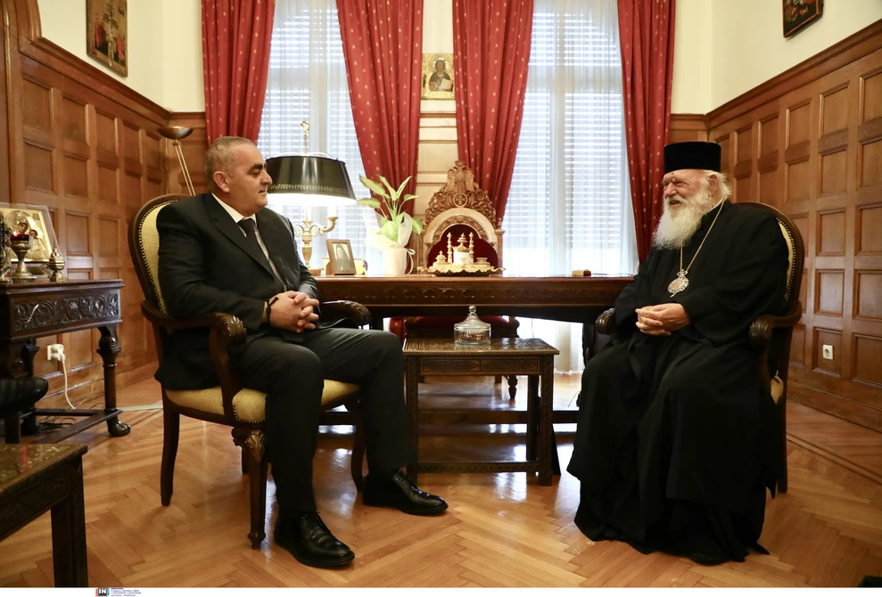 Συνάντηση του αρχιεπισκόπου Ιερωνύμου με τον ευρωβουλευτή της Νέας Δημοκρατίας Φρέντη Μπελέρη