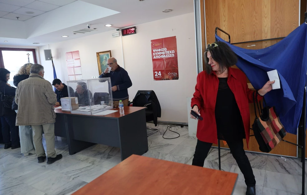 ΣΥΡΙΖΑ: 38.000 έχουν ήδη ψηφίσει