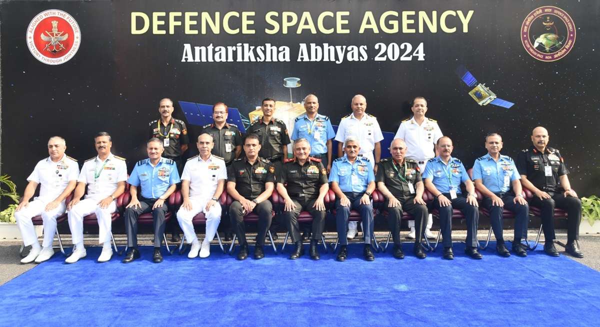 Η Ινδία εγκαινιάζει την πρώτη στρατιωτική άσκηση στο διάστημα