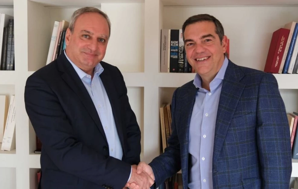 Συνάντηση του Αλέξη Τσίπρα με τον γενικό γραμματέα του ΑΚΕΛ