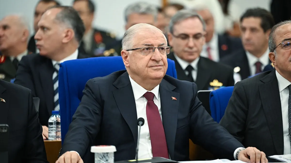 Τουρκικά ΜΜΕ: Οι δηλώσεις του υπουργού Εθνικής Άμυνας Γκιουλέρ είχαν ευρεία κάλυψη στον Ελληνικό Τύπο