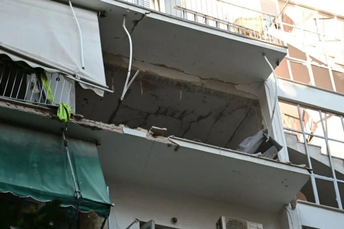 Έκρηξη στους Αμπελόκηπους: Συνελήφθη η 30χρονη που είχε πάρει τα κλειδιά του διαμερίσματος
