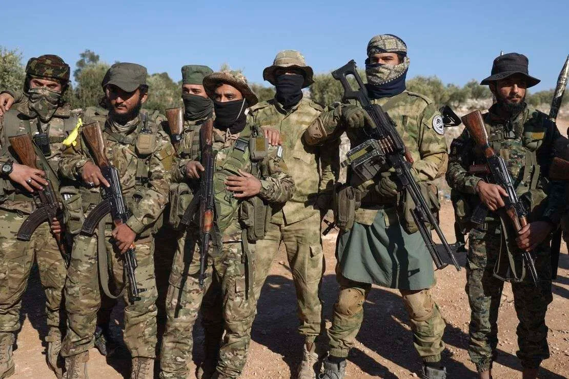 Οι Σύροι αντάρτες κατέλαβαν το αεροδρόμιο του Χαλεπιού καθώς κατέλαβαν το «μεγαλύτερο μέρος» της πόλης