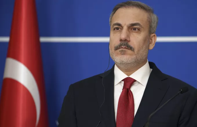 Προκλητικός Φιντάν: «Οι Έλληνες πολιτικοί καλλιεργούν αντιτουρκικά αισθήματα και ο λαός τους θα πληρώσει το κόστος»