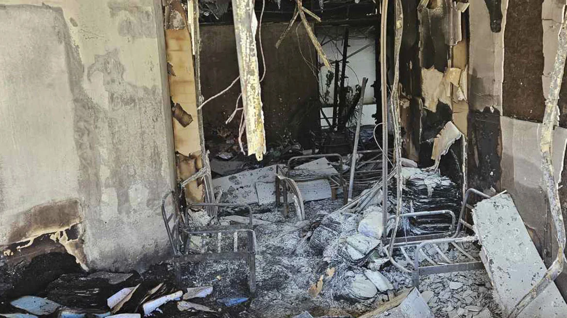 Μεγάλες καταστροφές από τη φωτιά στην Πολυτεχνειούπολη στου Ζωγράφου, πέντε προσαγωγές
