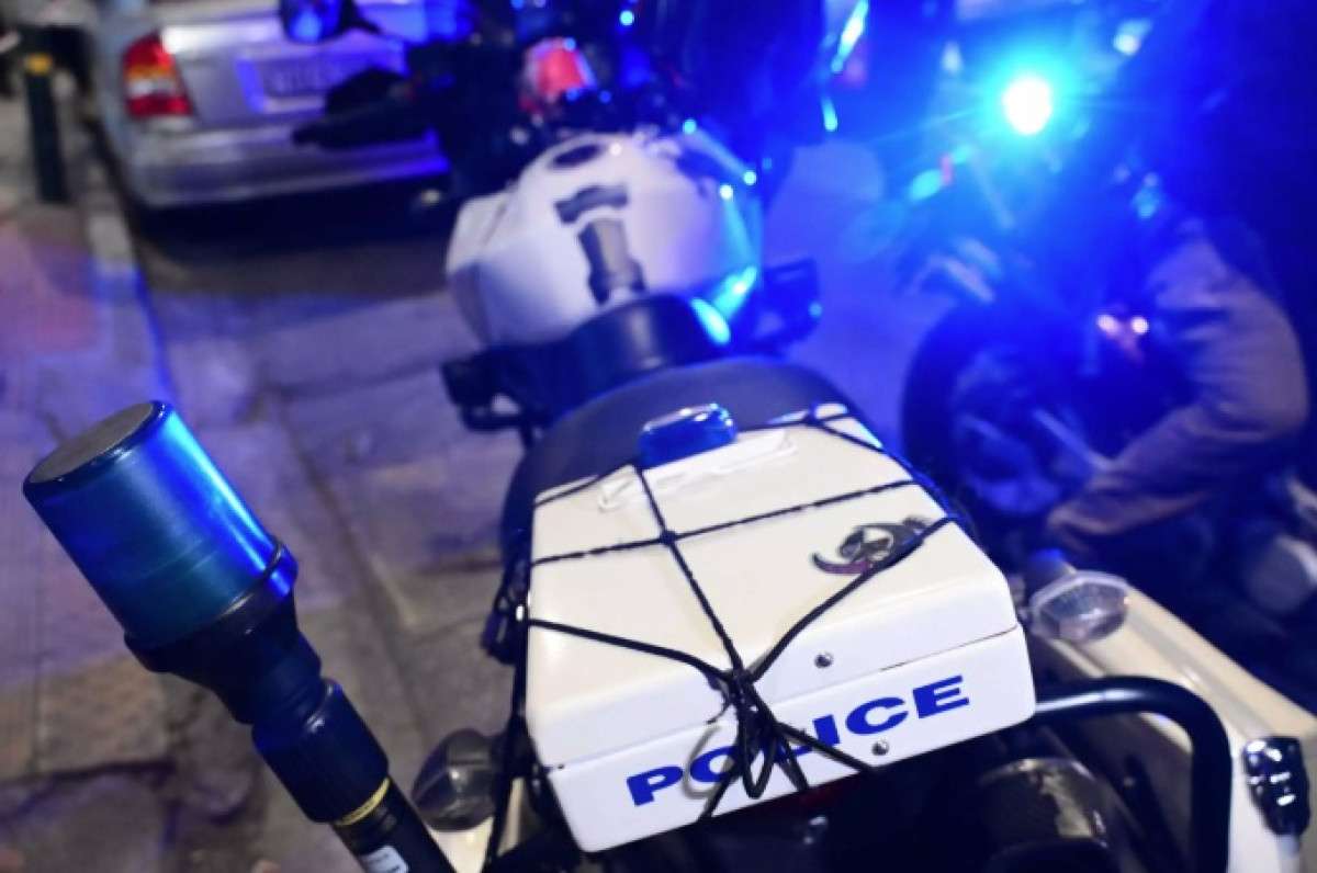 Βύρωνας: σφοδροί Πυροβολισμοί έξω από καφενείο -Ένας τραυματίας