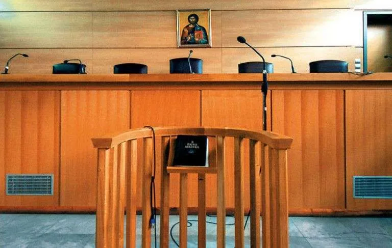 Χανιά: Στο Εφετείο ο 54χρονος που «εκτέλεσε» τον αδερφό του σε πλατεία χωριού