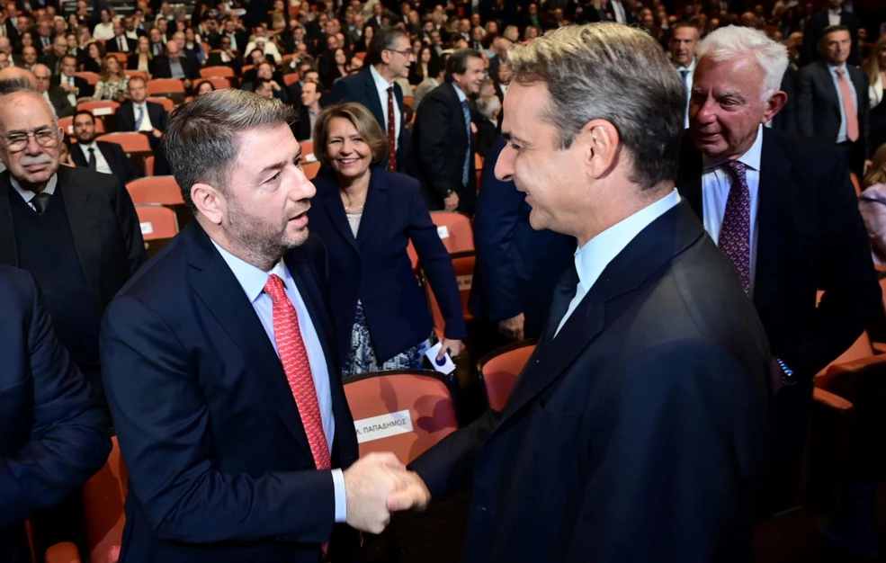 Την Τετάρτη 4 Δεκεμβρίου η συνάντηση Μητσοτάκη – Ανδρουλάκη