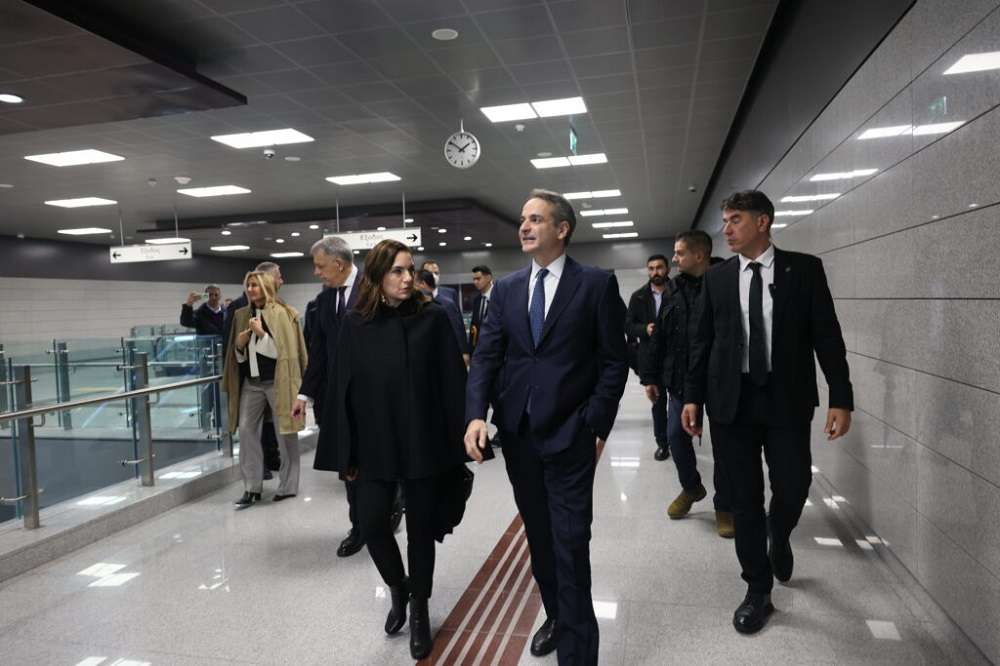 Μετρό Θεσσαλονίκης: Κυβερνητική φιέστα με το «πάτημα του κουμπιού» από Μητσοτάκη