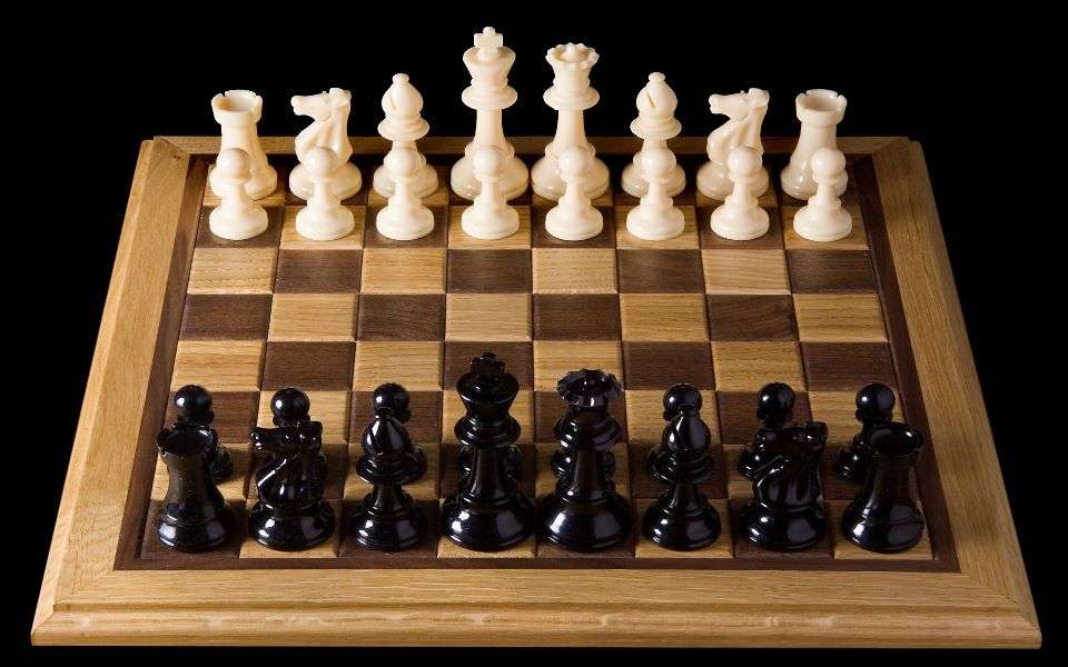 Παρτίδα σκάκι: Οι ΗΠΑ ετοιμάζουν την επόμενη κίνηση με περισσότερα B-52 και πολεμικά πλοία στη Μέση Ανατολή
