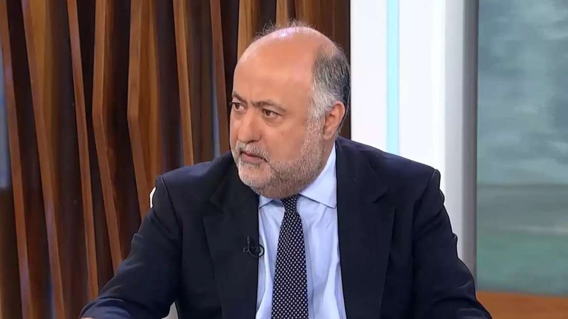 Τσιόδρας: Ανάγκη για γενναία μείωση των γραφειοκρατικών βαρών για τις μικρομεσαίες επιχειρήσεις