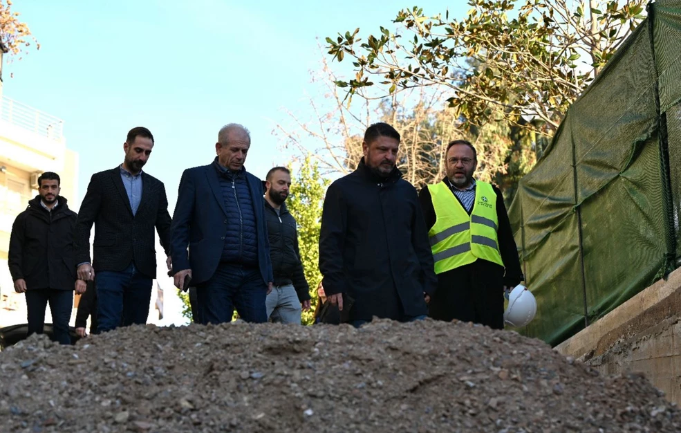 Αυτοψία Χαρδαλιά στον συλλεκτήριο αγωγό του Αιγάλεω