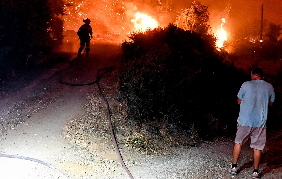 Φωτιά σε χωματερή στο Μαντούδι Ευβοίας