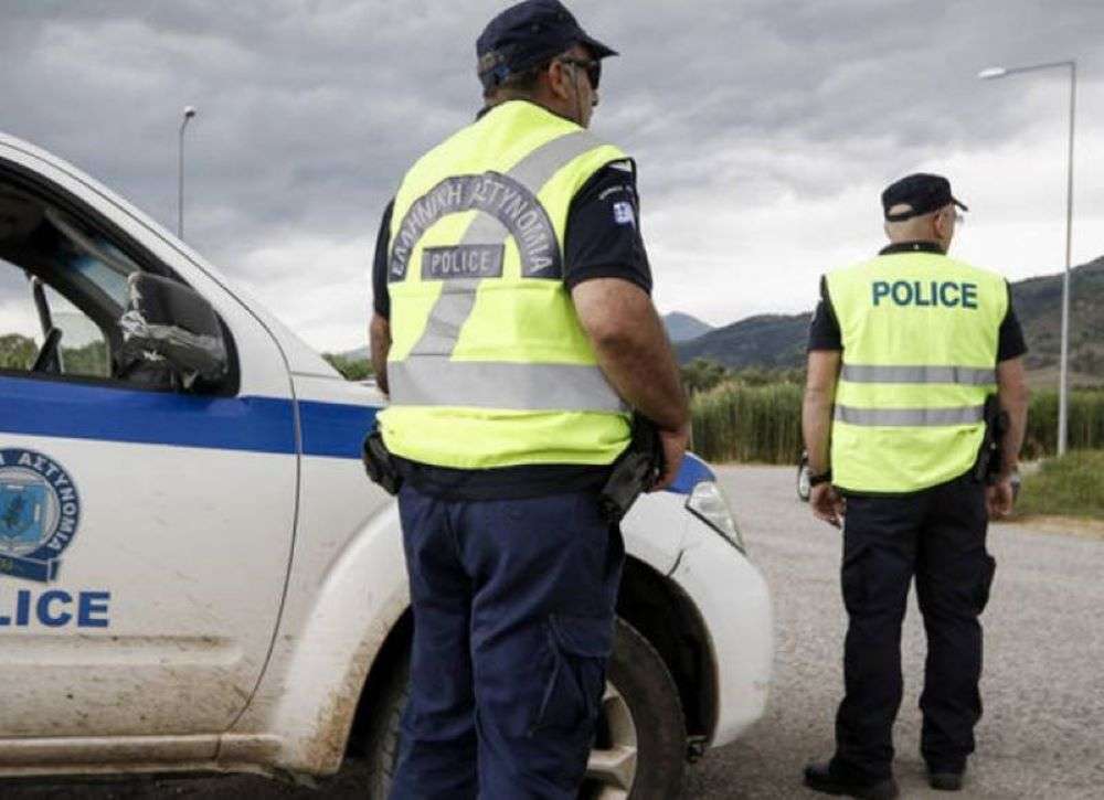 Βόλος: Σχολικό λεωφορείο για παιδιά ΑμεΑ καρφώθηκε σε τοίχο σπιτιού