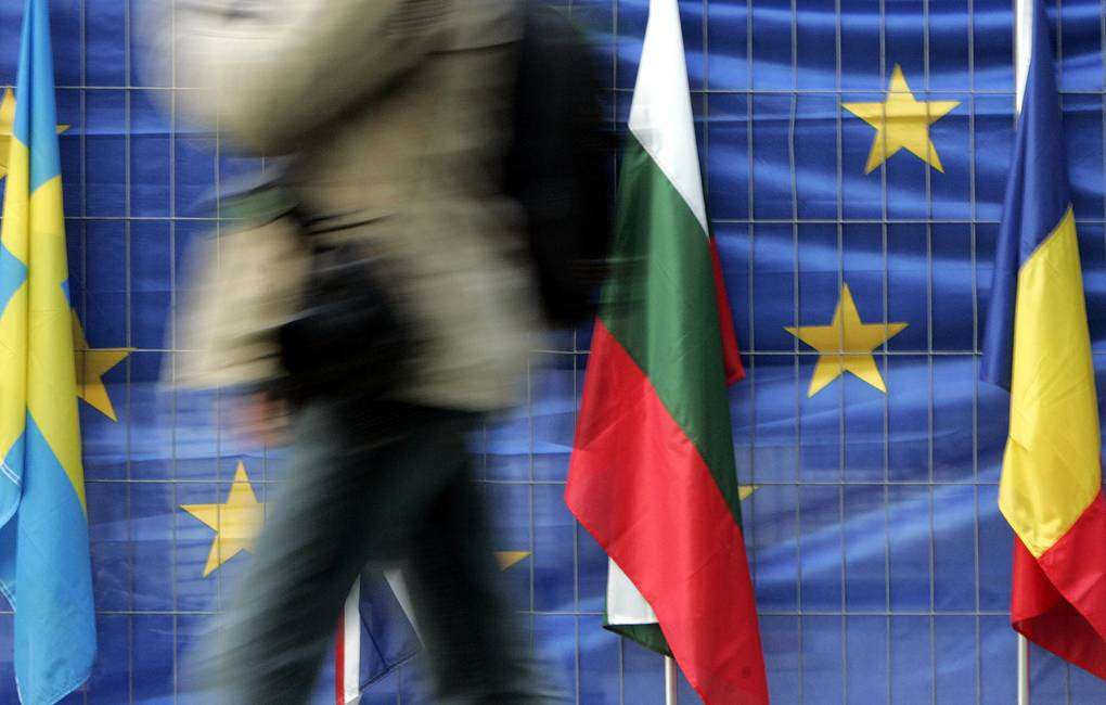Το Συμβούλιο της ΕΕ χορηγεί πλήρη ένταξη στη Σένγκεν στη Βουλγαρία και τη Ρουμανία από την 1η Ιανουαρίου