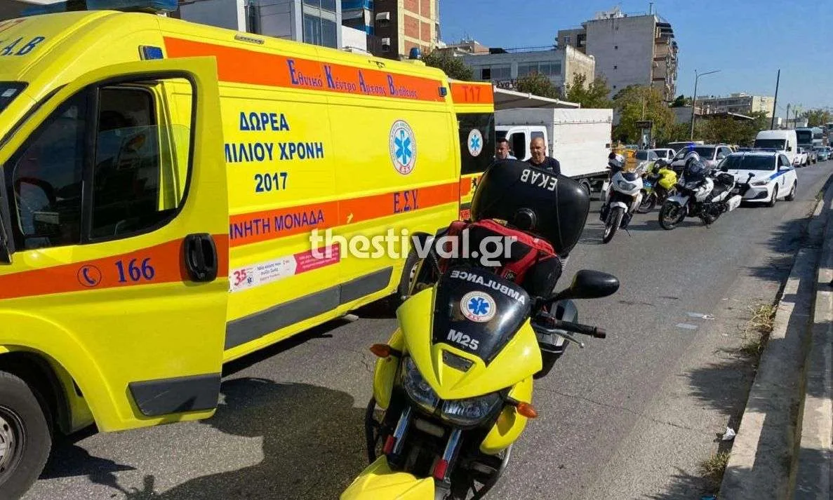 Θεσσαλονίκη: Τετραπλή καραμπόλα στον περιφερειακό – Στο σημείο ασθενοφόρα του ΕΚΑΒ