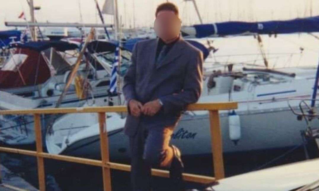 Αστυνομικός της Βουλής: «Μας παραμύθιαζε ότι ο μικρός ήθελε να παίξει και έπεσε από το μπαλκόνι»