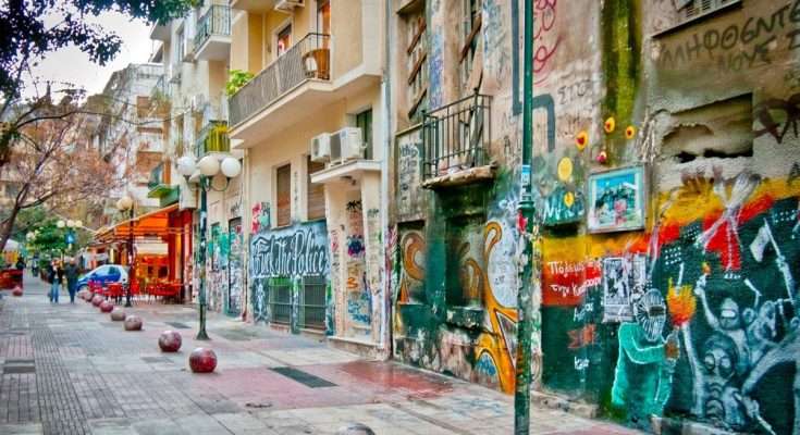 Εξάρχεια: 29χρονη δέχθηκε επίθεση με λοστό από Λιβανέζο