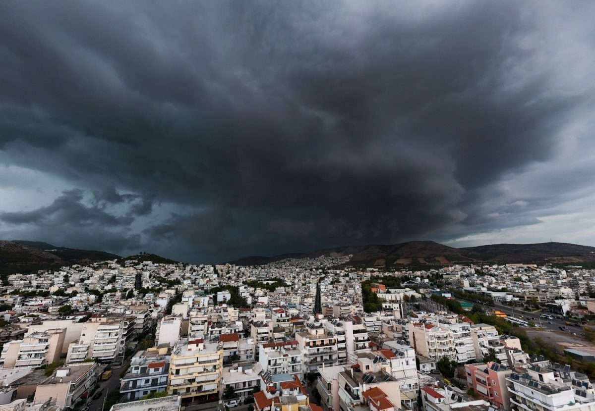 Πού χτυπά η επικίνδυνη κακοκαιρία Bora τις επόμενες ώρες και μέχρι το πρωί της Τρίτης