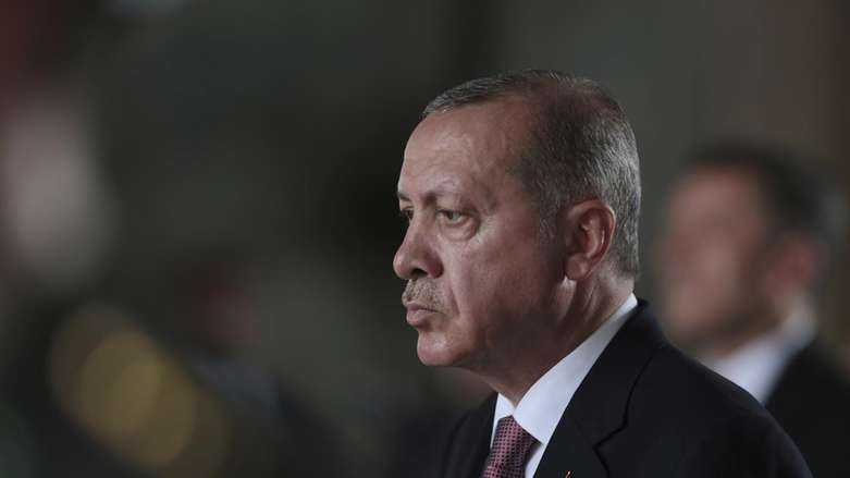 O Ερντογάν εξαφανίζει την αντιπολίτευση – Νέα σύλληψη δημάρχου με κατηγορίες για διαφθορά