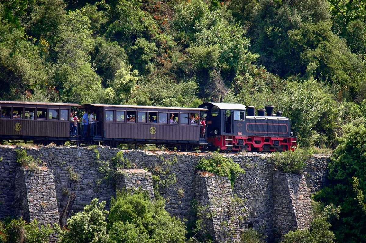 Σε παύση η λειτουργία του Μουτζούρη