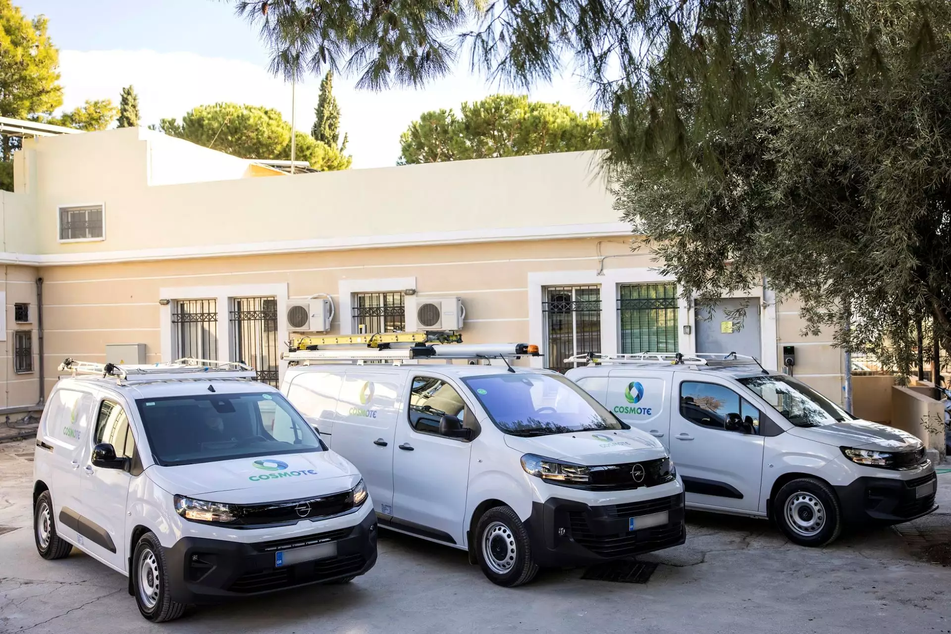 Όμιλος ΟΤΕ: Στόχος έως το 2028 να αντικατασταθεί το 90% των συμβατικών αυτοκινήτων με ηλεκτρικά