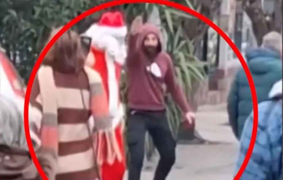 Αστυνομικός επιτέθηκε σε…Άι Βασίλη και αντιδήμαρχο και χαιρέτησε ναζιστικά