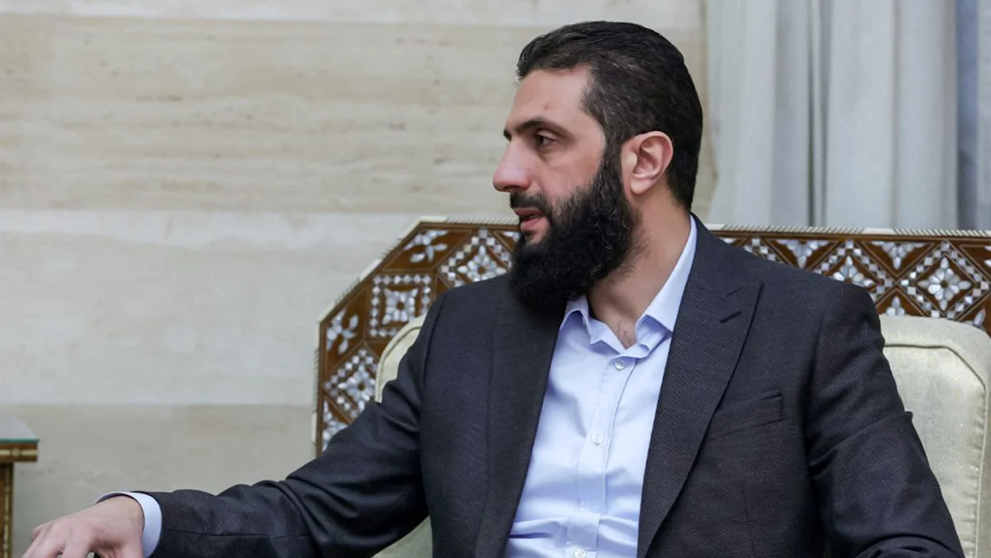 Οι ΗΠΑ δεν θα επιδιώξουν αμοιβή 10 εκατ. δολαρίων για τον ηγέτη της HTS μετά την επίσκεψη διπλωματών στη Συρία