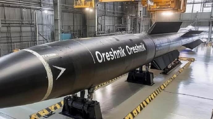 Χρήση αρκετών πυραύλων Oreshnik είναι συγκρίσιμη με πυρηνικά όπλα