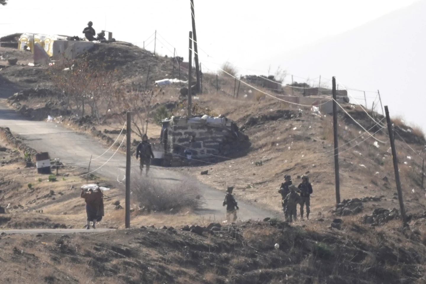 Σύριοι χωρικοί κοντά στα Υψίπεδα του Γκολάν λένε ότι οι ισραηλινές δυνάμεις τους απαγορεύουν την είσοδο στα χωράφια τους