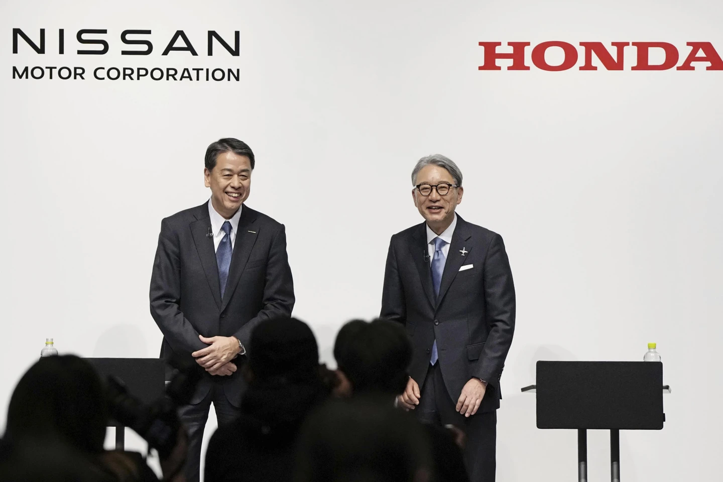 Η Nissan και η Honda θα επιχειρήσουν συγχώνευση που θα δημιουργήσει την τρίτη μεγαλύτερη αυτοκινητοβιομηχανία στον κόσμο
