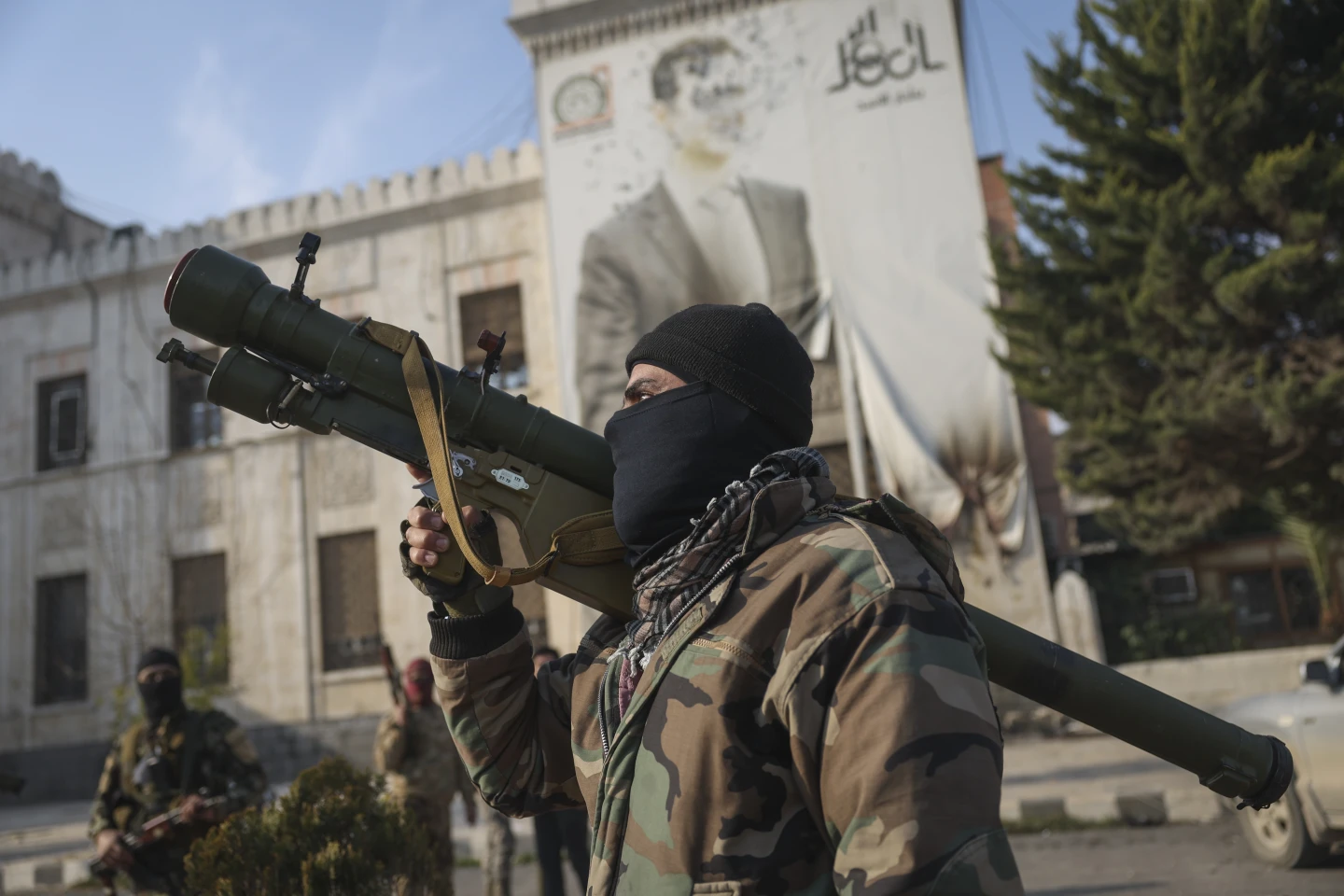 Ακτιβιστές της συριακής αντιπολίτευσης λένε ότι οι αντάρτες έχουν φτάσει στα προάστια της Δαμασκού