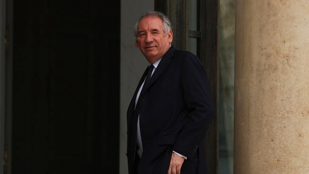 Φρανσουά Μπαϊρού ο νέος πρωθυπουργός της Γαλλίας