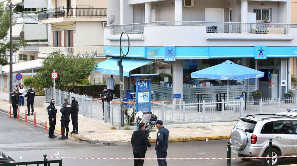 Δύο συλλήψεις για το φονικό στη Γλυφάδα