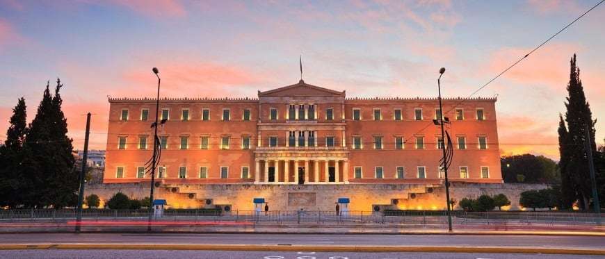 Συλλαλητήριο συνδικάτων στο Σύνταγμα για τον κατώτατο μισθό