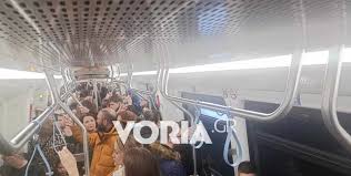 Κακός χαμός στο Μετρό Θεσσαλονίκης: Ατελείωτες ουρές στα εκδοτήρια – Εκτός λειτουργίας ασανσέρ και ακυρωτικά μηχανήματα