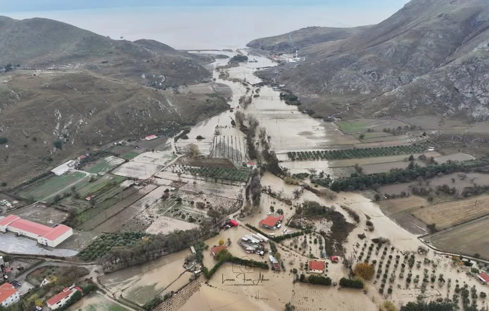 Eικόνες αποκάλυψης στη Λήμνο – Έπεσαν 141 τόνοι νερού