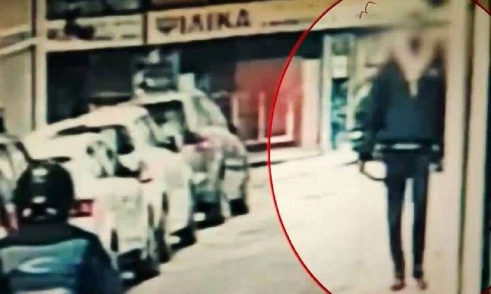 Εξάρχεια: Ενώ αποφασίστηκε να απελαθεί ο Παλαιστίνιος της επίθεσης, κυκλοφορούσε ελεύθερος