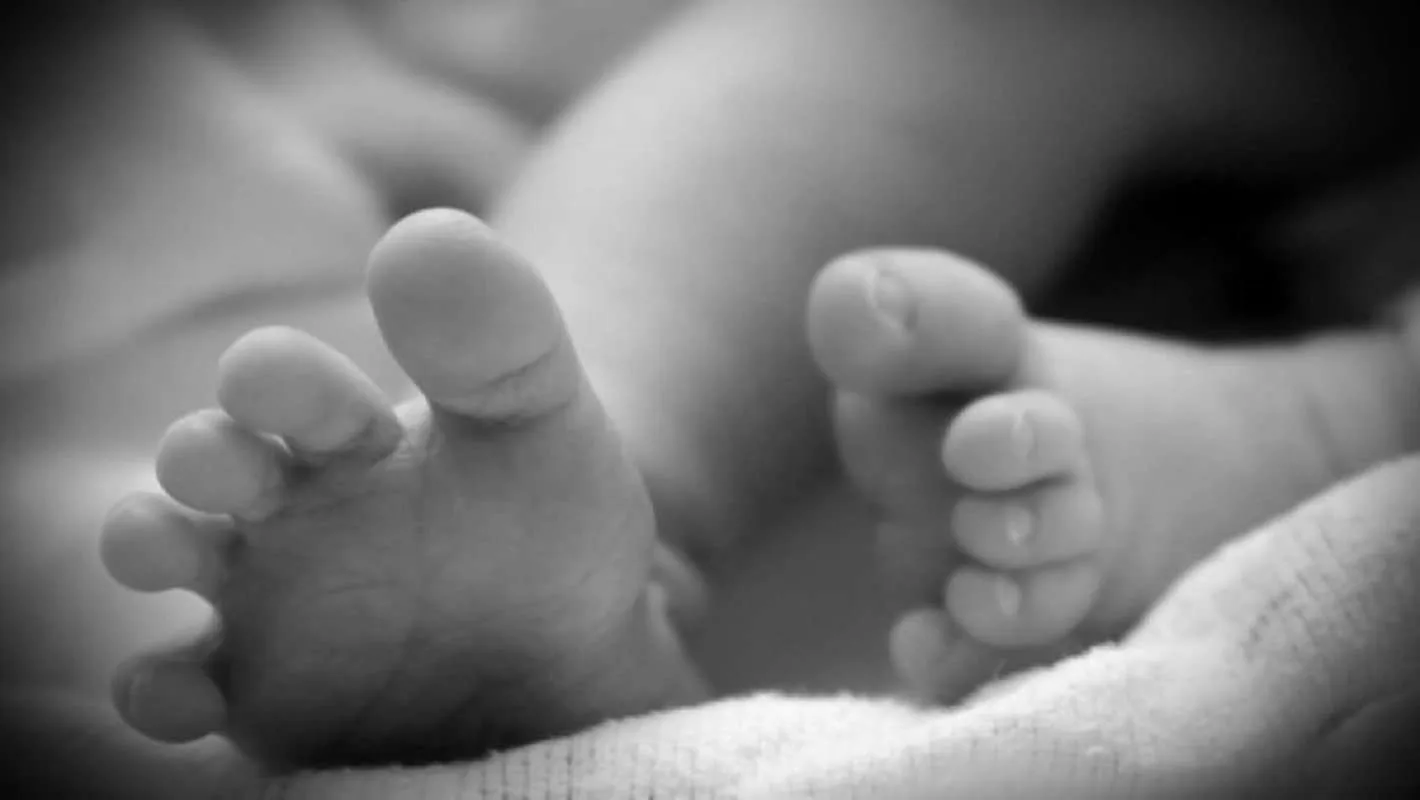 ΠΟΥΛΗΣΕ ΤΟ ΜΩΡΟ ΤΗΣ και μετά το μετάνιωσε – Το ζευγάρι το κράτησε ως… όμηρο για λεφτά!
