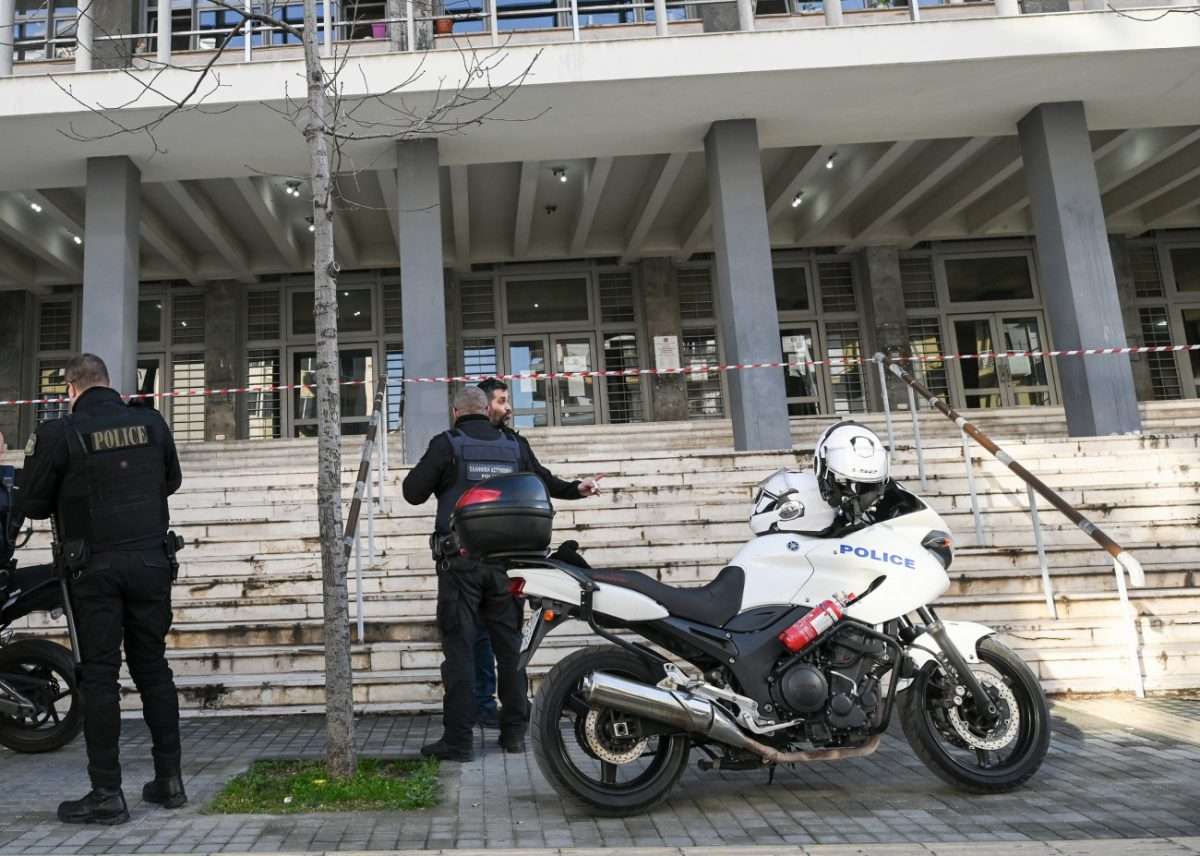 Θεσσαλονίκη: Κακουργηματική δίωξη σε άνδρα που απείλησε να ανατινάξει με βόμβα τα δικαστήρια