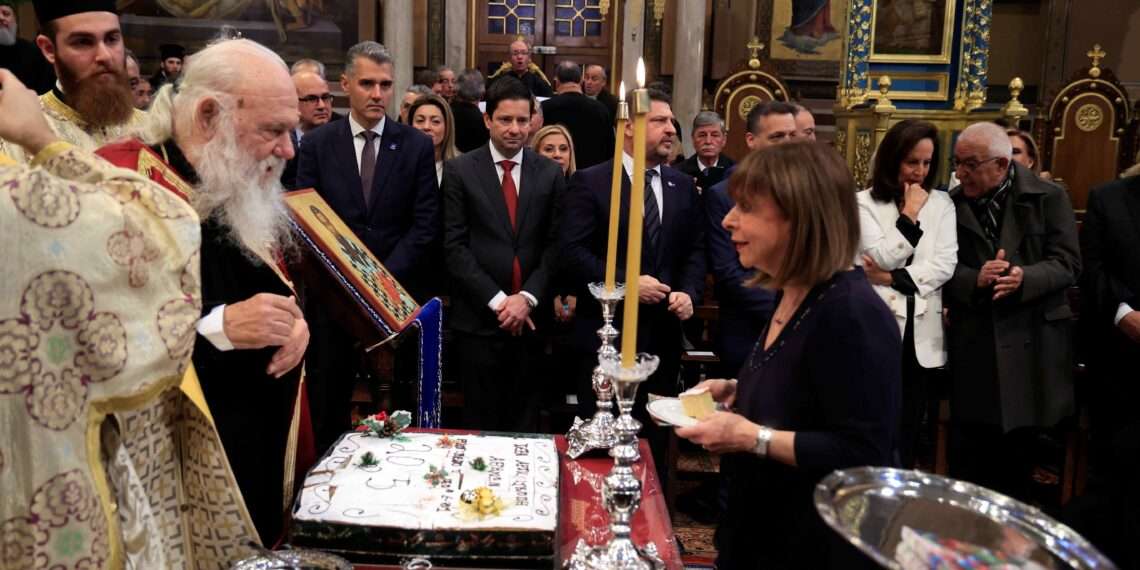 Η ΠτΔ τώρα θυμήθηκε να παραστήσει την «καλή χριστιανή»