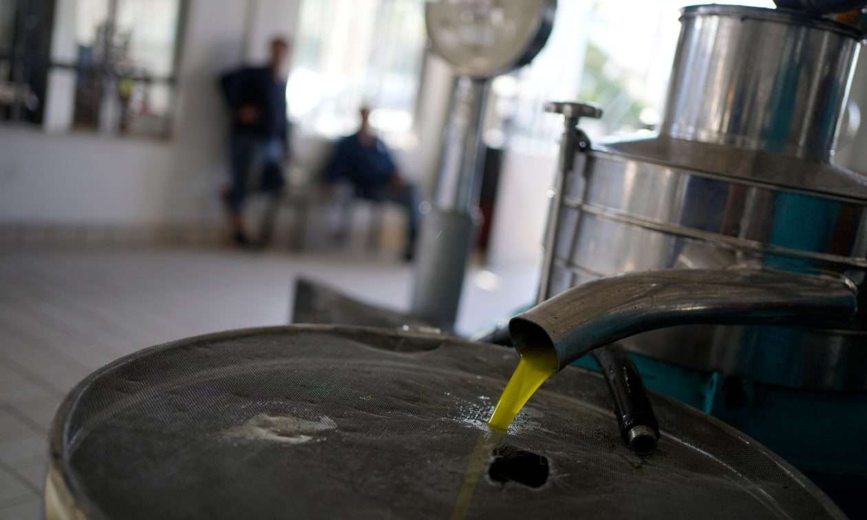 «Κλείδωσε» η τιμή του τενεκέ για το 2025 – Πόσο πωλείται σήμερα
