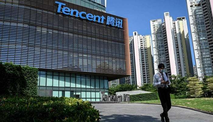 Οι μετοχές της Tencent σημειώνουν βουτιά μετά την προσθήκη της εταιρείας από τις ΗΠΑ στη μαύρη λίστα