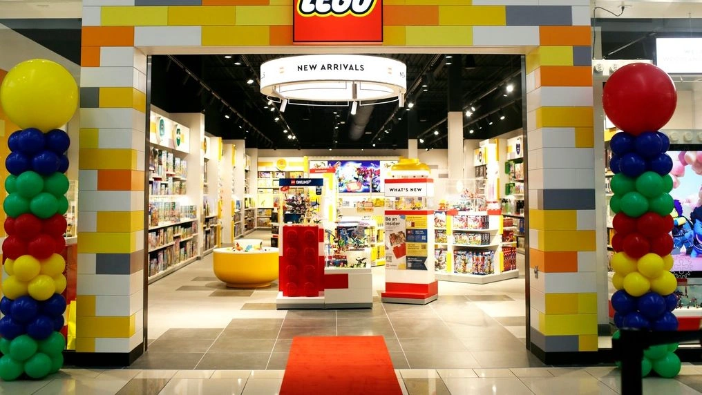 Βιετνάμ: Ανοίγει νέο εργοστάσιο Lego ενώ οι δασμοί Τραμπ πλήττουν τις παγκόσμιες αγορές