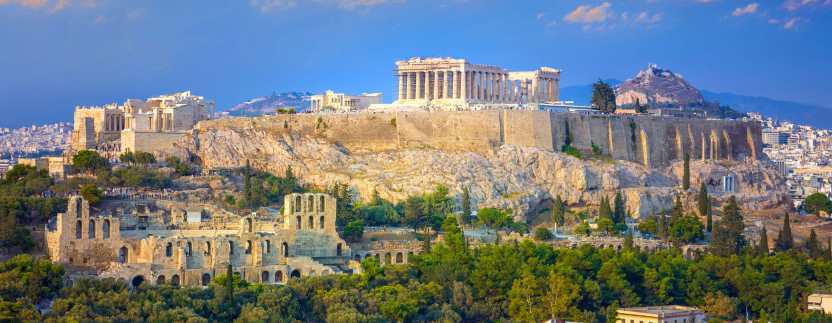 Τουρισμός: Το προφίλ των επισκεπτών της Αθήνας – Γιατί την επιλέγουν