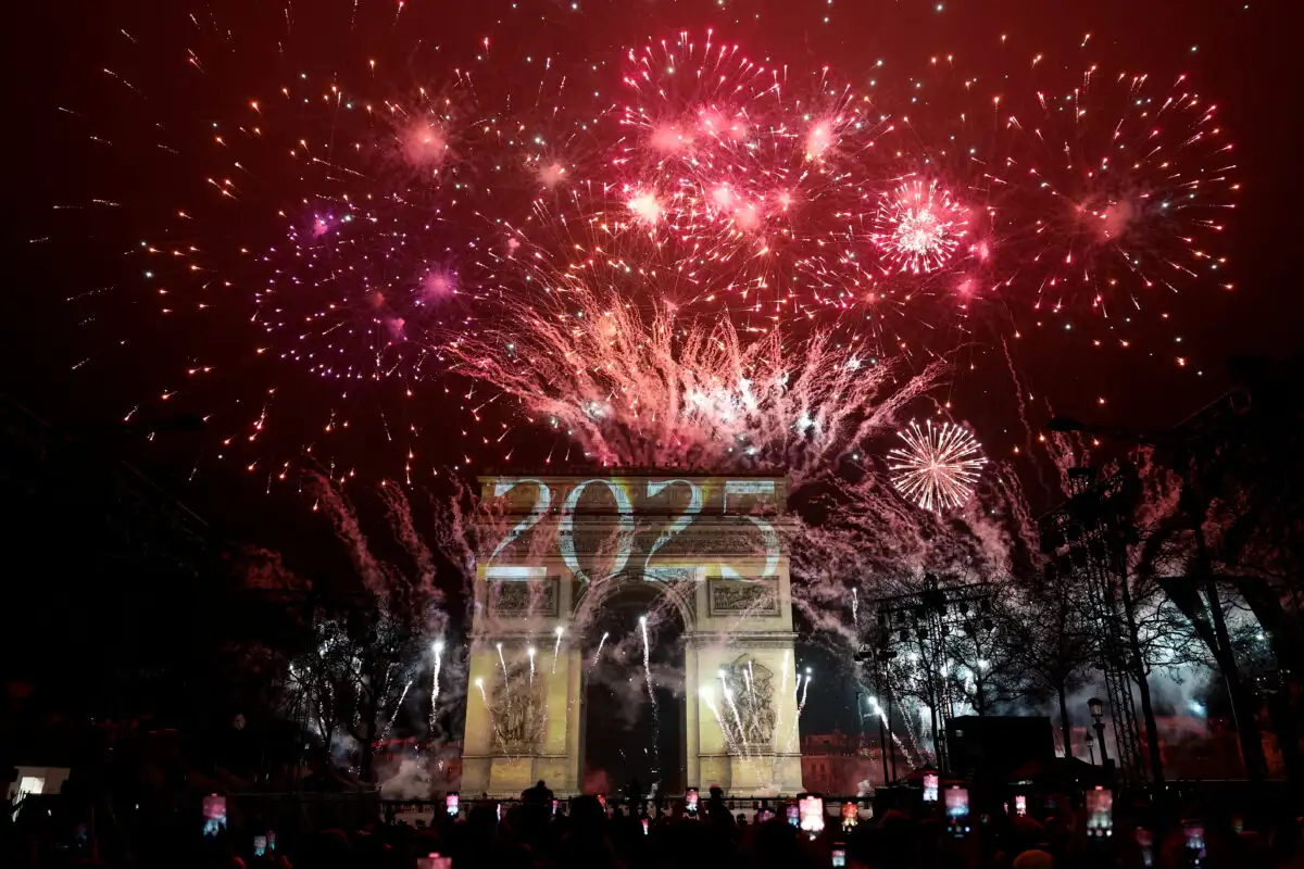 Πρωτοχρονιά 2025: Πώς υποδέχτηκε ο πλανήτης το νέο έτος και οι φαντασμαγορικές εκδηλώσεις